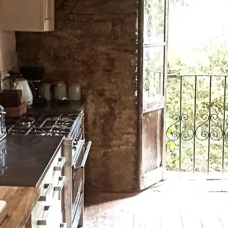Ancient Secluded Riverside Mill. Ponte Della Valle *