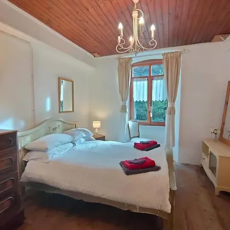 Ancient Secluded Riverside Mill. Ponte Della Valle Villa *