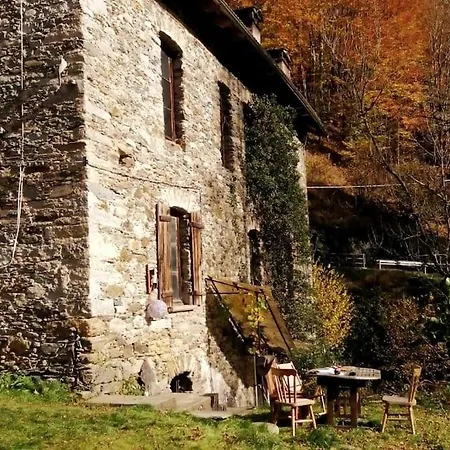 Ancient Secluded Riverside Mill. Ponte Della Valle *